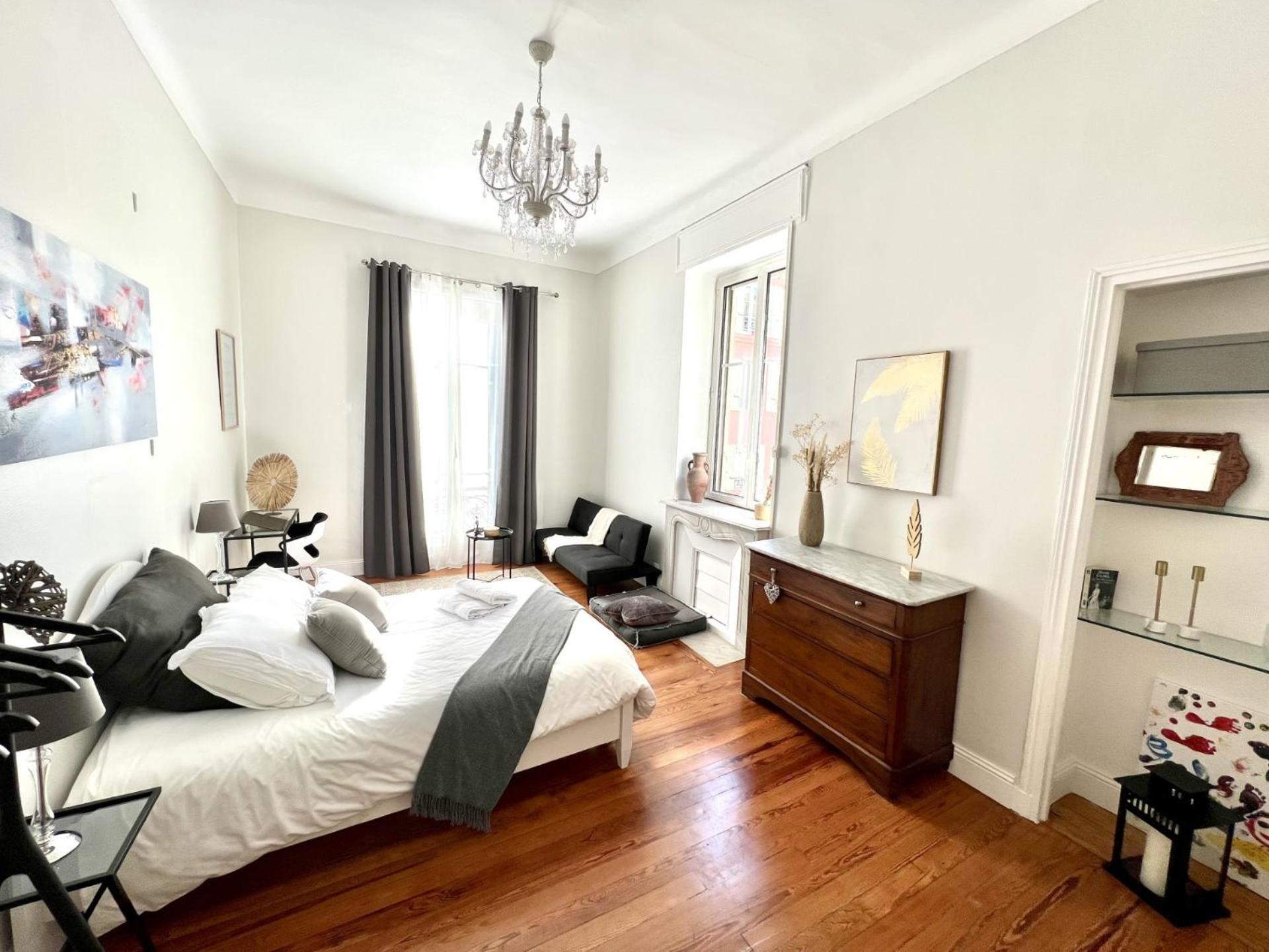 Superbe Appartement De 105 M2, Hyper Centre Avec Terrasse, Parking, A 5 Min De La Mer Nizza Exterior foto